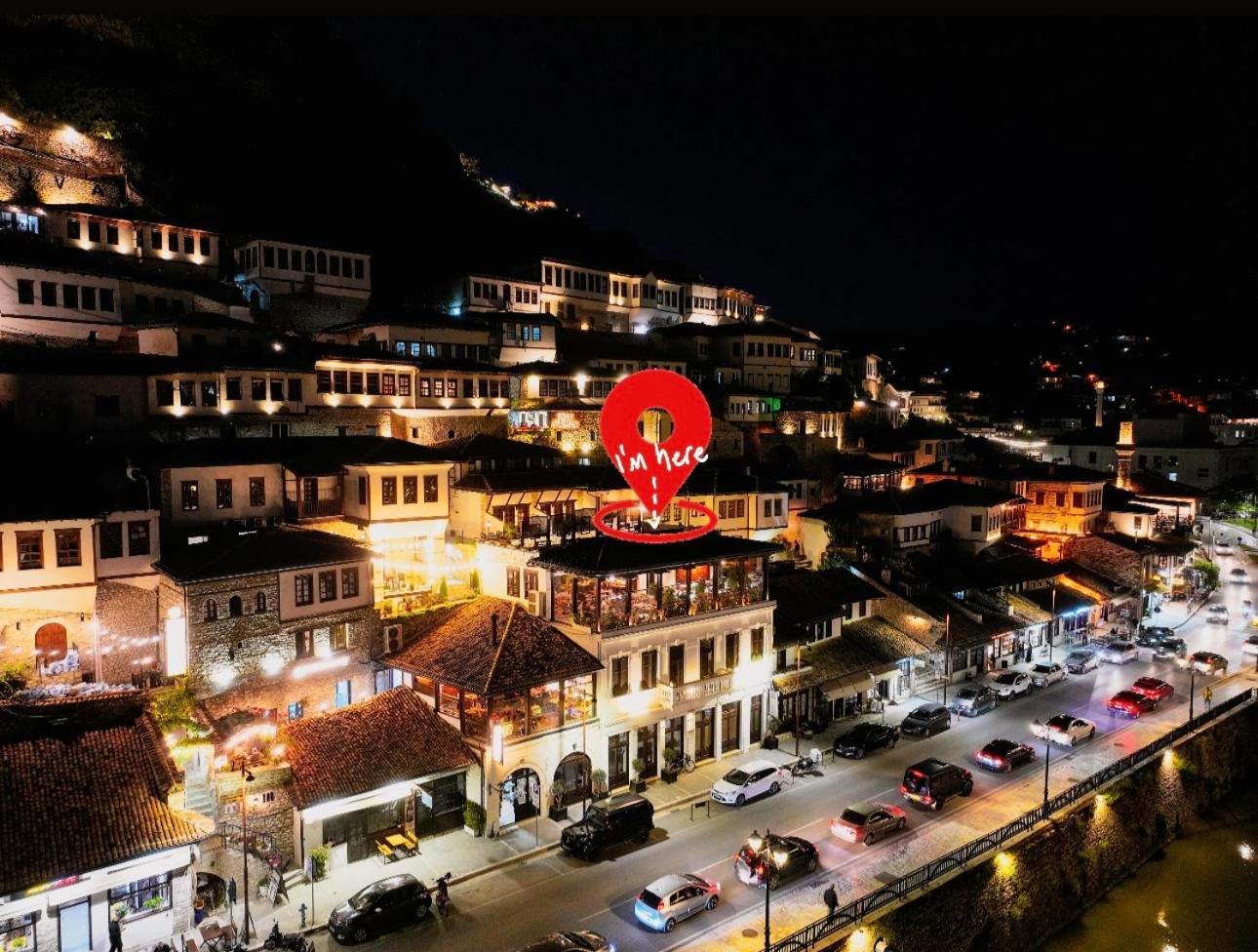 White House Boutique Hotel & Restaurant - Since 1999 培拉特 外观 照片